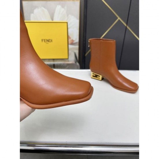 FENDI 2024FW Women's Boots This winter is yours! FENDI 2024FW Women's Boots This winter is yours!