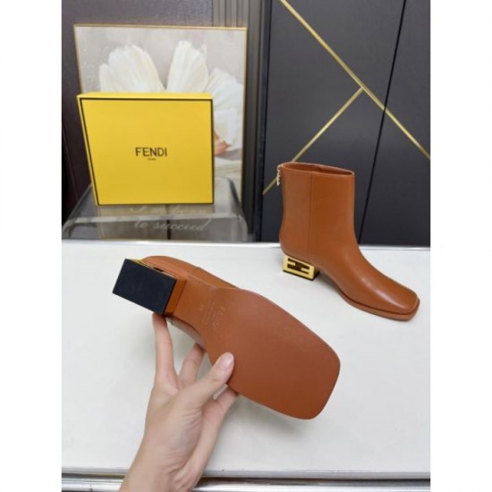 FENDI 2024FW Women's Boots This winter is yours! FENDI 2024FW Women's Boots This winter is yours!