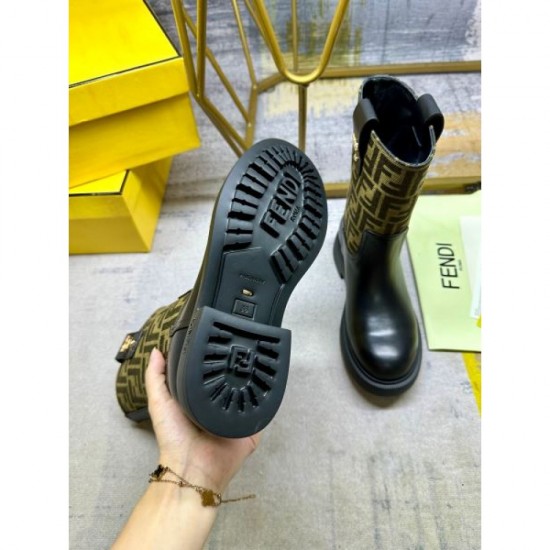 FENDI 2024FW Women's Boots Last Autumn/Winter Collection FENDI 2024FW Women's Boots Last Autumn/Winter Collection