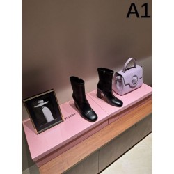 GUCCI 2024FW Women's Boots Highly popular overseas!
