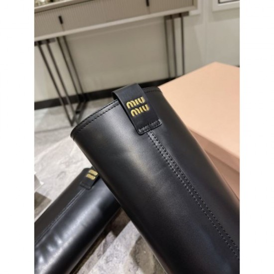 MIU MIU 2024FW Women's boots Great for the fall/winter period MIU MIU 2024FW Women's boots Great for the fall/winter period