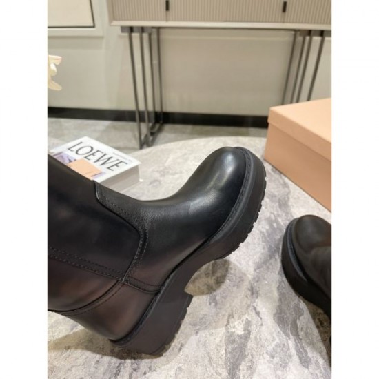 MIU MIU 2024FW Women's boots Great for the fall/winter period MIU MIU 2024FW Women's boots Great for the fall/winter period