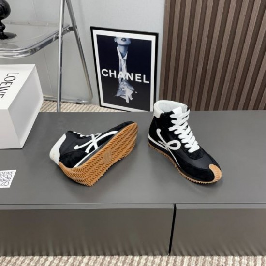 LOEWE 2024FW Women's Sneakers Great for changing seasons LOEWE 2024FW Women's Sneakers Great for changing seasons