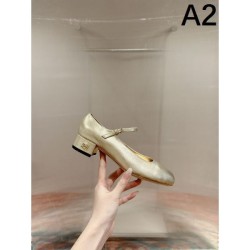 2024SS Enjoy fashion! MIU MIU Women's sneakers