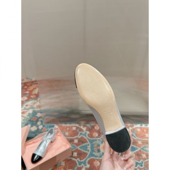2024SS Enjoy fashion! MIU MIU Women's sneakers 2024SS Enjoy fashion! MIU MIU Women's sneakers