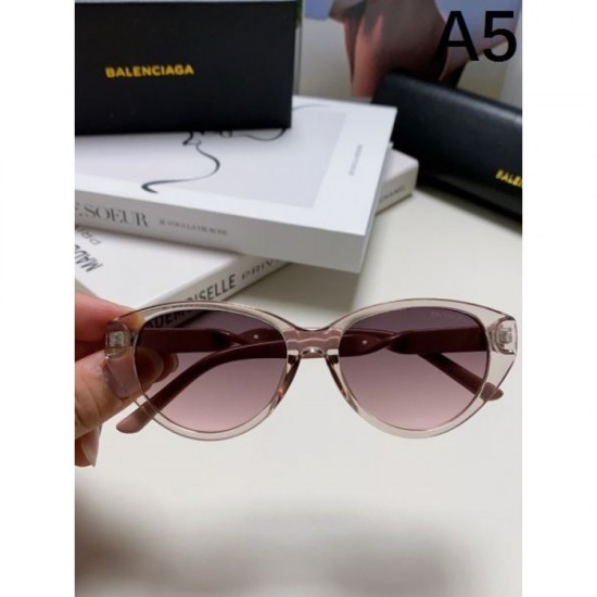 BALENCIAGA Balenciaga 2024SS sunglasses transform into a beautiful outfit BALENCIAGA Balenciaga 2024SS sunglasses transform into a beautiful outfit