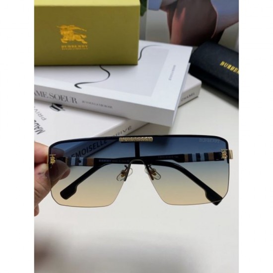BURBERRY 2024SS Sunglasses Limited edition that can definitely be used in summer BURBERRY 2024SS Sunglasses Limited edition that can definitely be used in summer