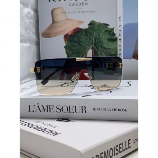 BURBERRY 2024SS Sunglasses Limited edition that can definitely be used in summer BURBERRY 2024SS Sunglasses Limited edition that can definitely be used in summer