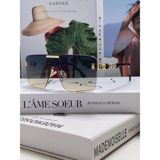 BURBERRY 2024SS Sunglasses Limited edition that can definitely be used in summer BURBERRY 2024SS Sunglasses Limited edition that can definitely be used in summer