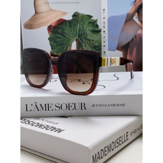 BURBERRY Burberry 2024SS sunglasses are especially popular this season BURBERRY Burberry 2024SS sunglasses are especially popular this season