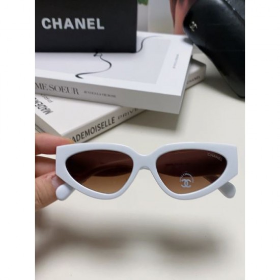 CHANEL 2024SS sunglasses complete a relaxed style CHANEL 2024SS sunglasses complete a relaxed style