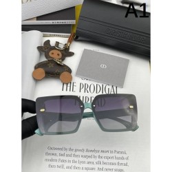 DIOR 2024SS Sunglasses Used by Highly Sensitive Celebrities