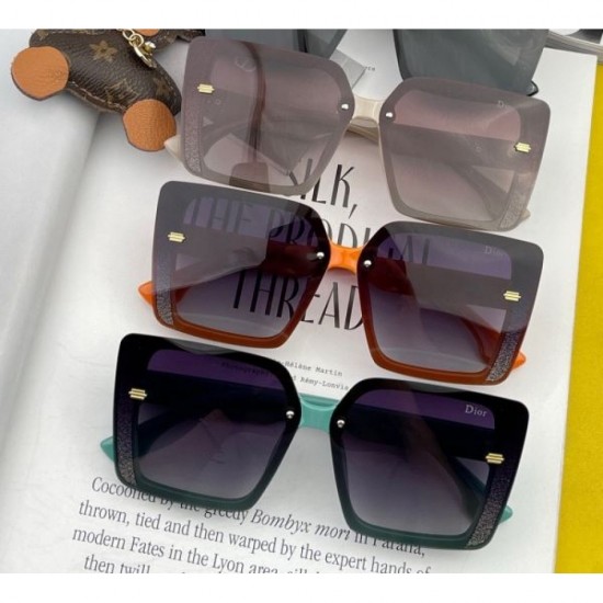 DIOR 2024SS Sunglasses Used by Highly Sensitive Celebrities DIOR 2024SS Sunglasses Used by Highly Sensitive Celebrities
