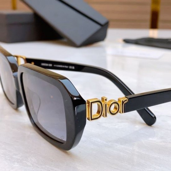 DIOR 2024SS Sunglasses Simple and easy to mix and match DIOR 2024SS Sunglasses Simple and easy to mix and match