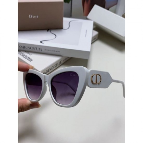 DIOR 2024SS sunglasses trend coordination DIOR 2024SS sunglasses trend coordination