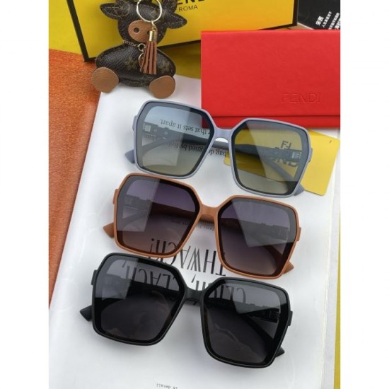 FENDI 2024SS Sunglasses All you need is this! FENDI 2024SS Sunglasses All you need is this!