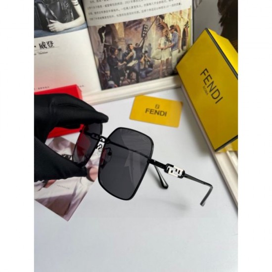 FENDI 2024SS sunglasses are becoming increasingly popular! Stylish new item FENDI 2024SS sunglasses are becoming increasingly popular! Stylish new item
