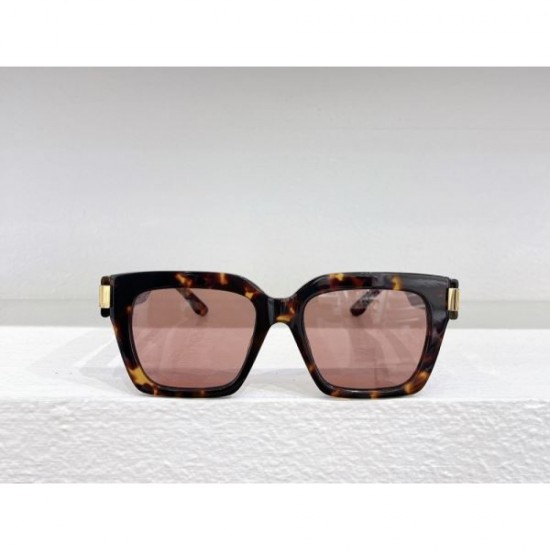 2024FW Sunglasses GUCCI Gucci Items attracting attention from overseas celebrities 2024FW Sunglasses GUCCI Gucci Items attracting attention from overseas celebrities