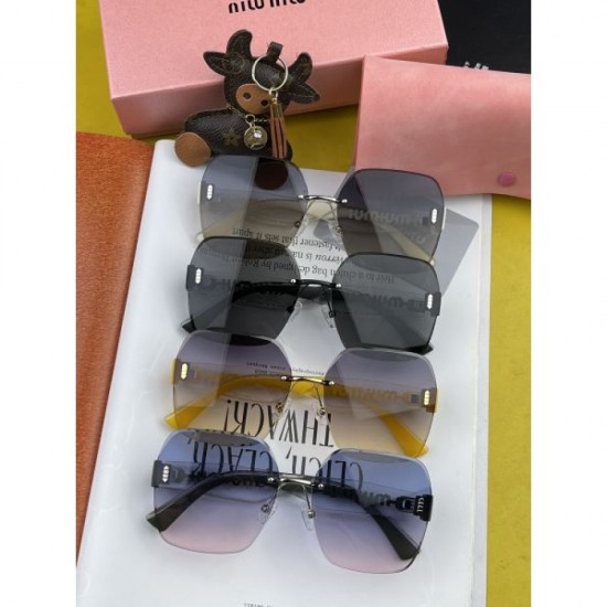 MIU MIU 2024SS sunglasses are gaining attention now. MIU MIU 2024SS sunglasses are gaining attention now.