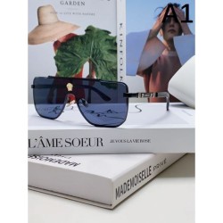 VERSACE Versace 2024SS sunglasses are extremely popular