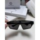 VERSACE Versace 2024SS sunglasses active in all seasons VERSACE Versace 2024SS sunglasses active in all seasons