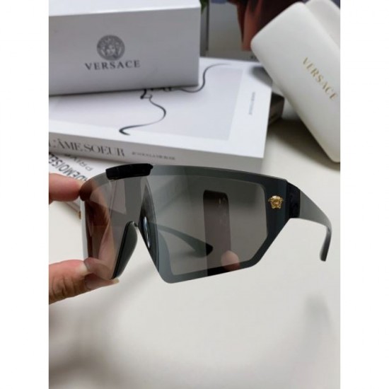 VERSACE Versace 2024SS sunglasses active in all seasons VERSACE Versace 2024SS sunglasses active in all seasons