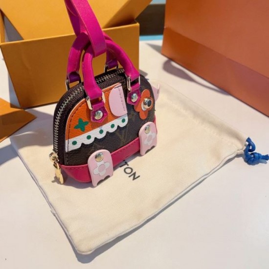 2024SS Keychain LOUIS VUITTON Scandinavian brand 2024SS Keychain LOUIS VUITTON Scandinavian brand