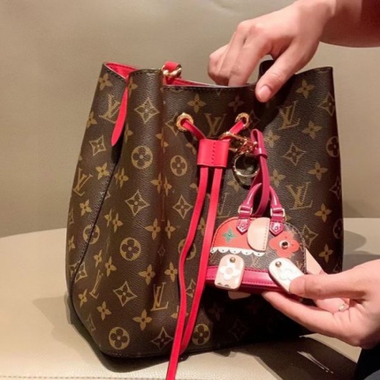 2024SS Keychain LOUIS VUITTON Scandinavian brand 2024SS Keychain LOUIS VUITTON Scandinavian brand