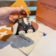 2024SS Keychain LOUIS VUITTON Louis Vuitton Popular Sale 2024SS Keychain LOUIS VUITTON Louis Vuitton Popular Sale