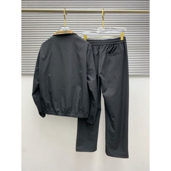 2025 Fall/Winter Top/Bottom Set BURBERRY Burberry A stylish color that can be worn in a variety of ways 2025 Fall/Winter Top/Bottom Set BURBERRY Burberry A stylish color that can be worn in a variety of ways