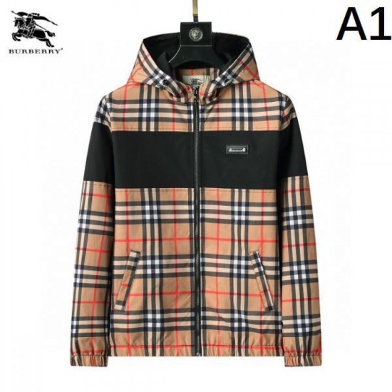 BURBERRY Fall/Winter 2025 Coat Sophisticated design that continues the trend BURBERRY Fall/Winter 2025 Coat Sophisticated design that continues the trend