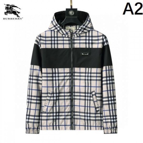 BURBERRY Fall/Winter 2025 Coat Sophisticated design that continues the trend BURBERRY Fall/Winter 2025 Coat Sophisticated design that continues the trend