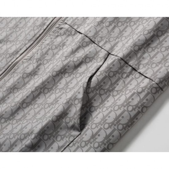 DIOR 2025 Fall/Winter Coat Perfect for an elegant winter look DIOR 2025 Fall/Winter Coat Perfect for an elegant winter look