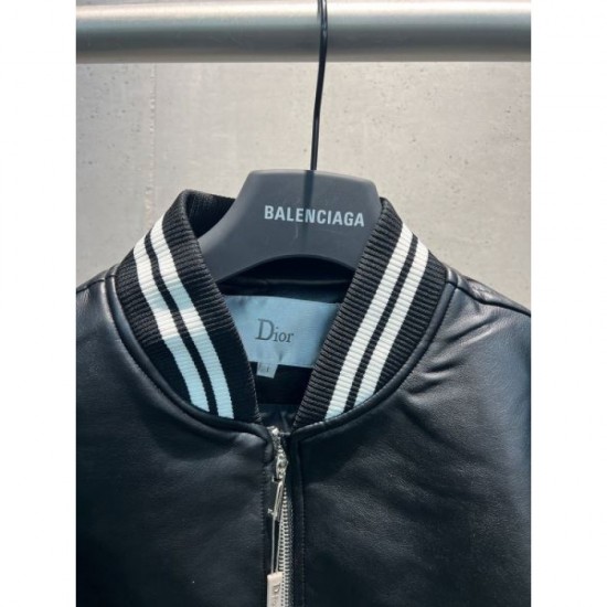 DIOR 2025 Autumn/Winter Coat Trendy style that brings out the charm DIOR 2025 Autumn/Winter Coat Trendy style that brings out the charm