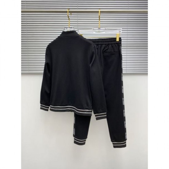 2025 Fall/Winter Top/Bottom Set FENDI Perfect gift for someone special 2025 Fall/Winter Top/Bottom Set FENDI Perfect gift for someone special