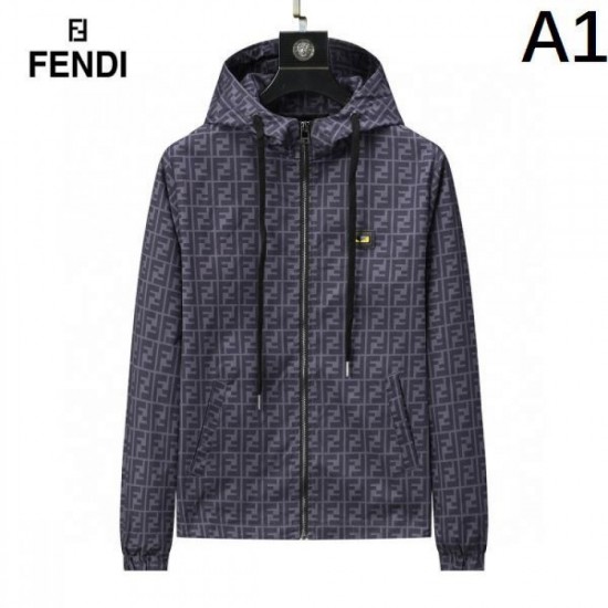 FENDI 2025 Fall/Winter Coat Chic style that shines in winter