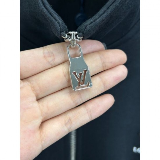 2025 Autumn/Winter Top/Bottom Set LOUIS VUITTON Louis Vuitton New item that will be active from early autumn 2025 Autumn/Winter Top/Bottom Set LOUIS VUITTON Louis Vuitton New item that will be active from early autumn