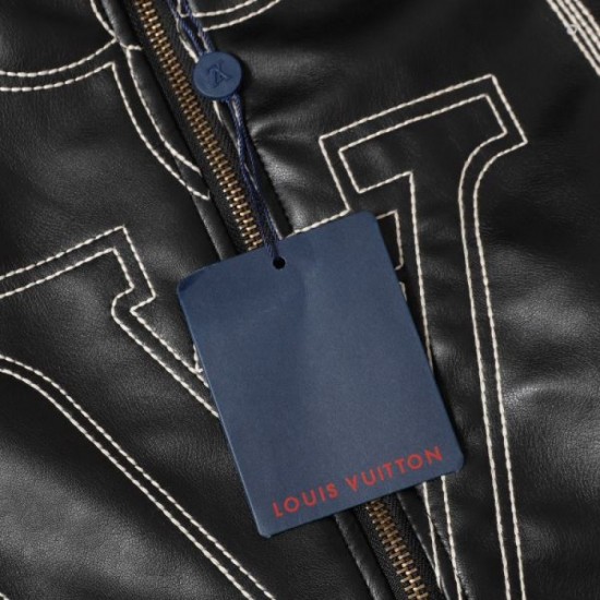 LOUIS VUITTON 2025 Fall/Winter Coat An elegant piece for daily wear