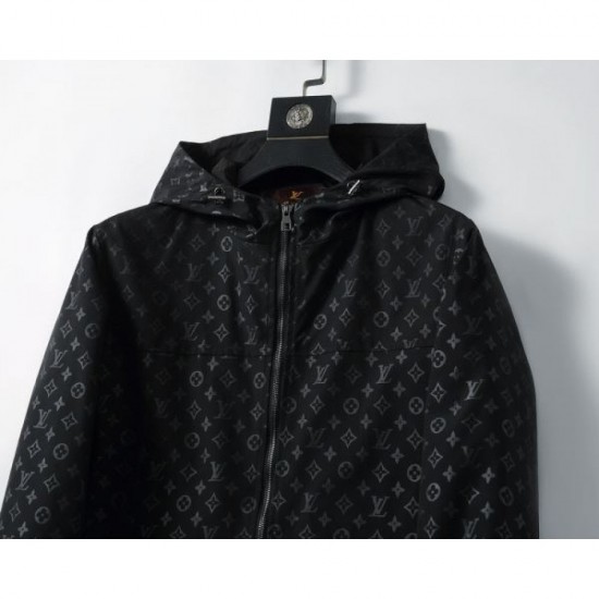 LOUIS VUITTON 2025 Autumn/Winter Coat Versatile outerwear for daily use LOUIS VUITTON 2025 Autumn/Winter Coat Versatile outerwear for daily use
