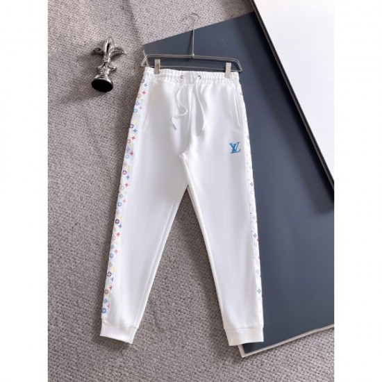 2025FW Top and bottom set LOUIS VUITTON Must-buy item this winter