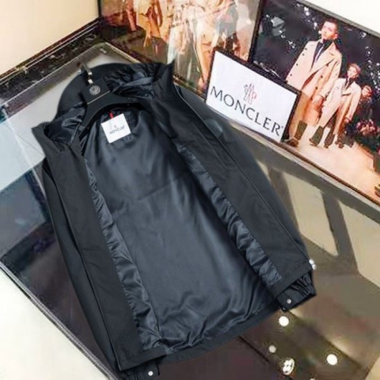 2025 Fall/Winter Jacket MONCLER Moncler New autumn/winter product with an adult sexiness