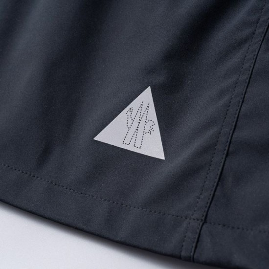 2025 Fall/Winter Jacket MONCLER Top Seller Popular Model 2025 Fall/Winter Jacket MONCLER Top Seller Popular Model