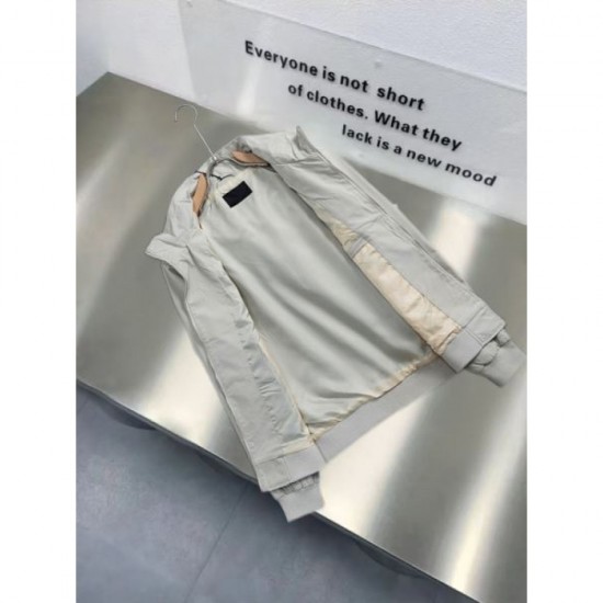 2025 Fall/Winter Jacket PRADA Prada New model that is popular with a wide range of people 2025 Fall/Winter Jacket PRADA Prada New model that is popular with a wide range of people