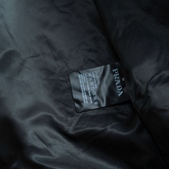 2025 Fall/Winter Jacket PRADA Prada Limited New Items Popular 2025 Fall/Winter Jacket PRADA Prada Limited New Items Popular