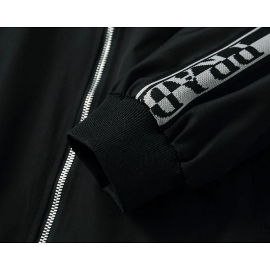 PRADA Fall/Winter 2025 Coat Elegant design that colors fall/winter fashion