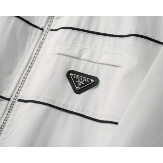 PRADA Autumn/Winter 2025 Coat An overwhelmingly popular sophisticated style