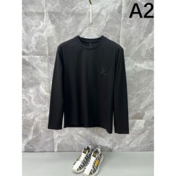 2025FW Long Sleeve T-shirt LOUIS VUITTON A popular item with many loyal users