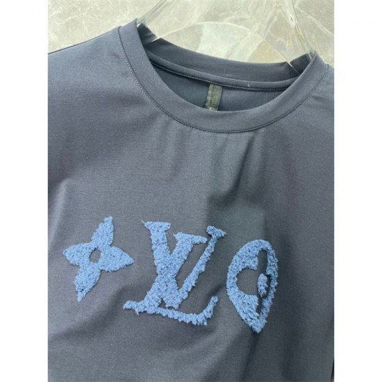 2025FW Long Sleeve T-shirt LOUIS VUITTON Just wear it to elevate your class.