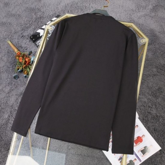 2025 Fall/Winter Long Sleeve T-Shirt MONCLER Moncler Adult charm that stands out for casual wear 2025 Fall/Winter Long Sleeve T-Shirt MONCLER Moncler Adult charm that stands out for casual wear