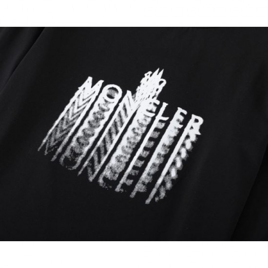 2025 Fall/Winter Long Sleeve T-Shirt MONCLER New Product First Comes First Come Comes 2025 Fall/Winter Long Sleeve T-Shirt MONCLER New Product First Comes First Come Comes